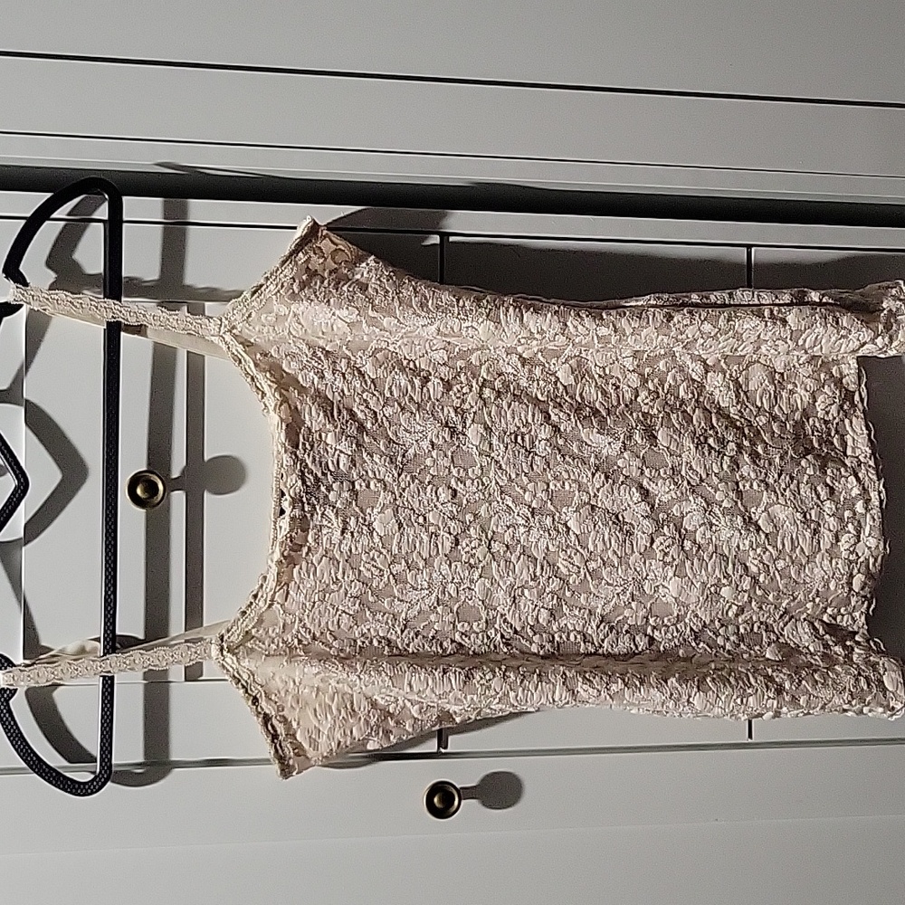 Lace White House Black Market camisole